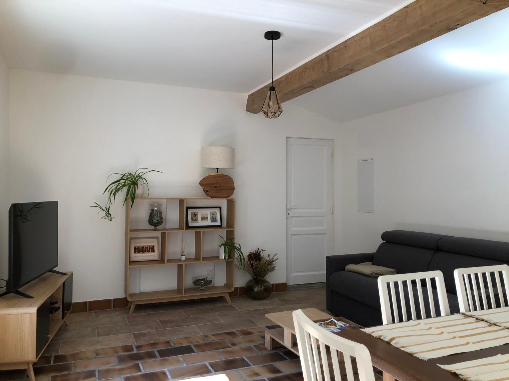 Gite En Provence Dans Grand Jardin Avec Piscine Partagee Cornillon-Confoux Eksteriør bilde